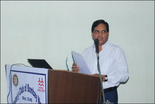 Mr Vijay  Nahata speaking on the occasion.JPG